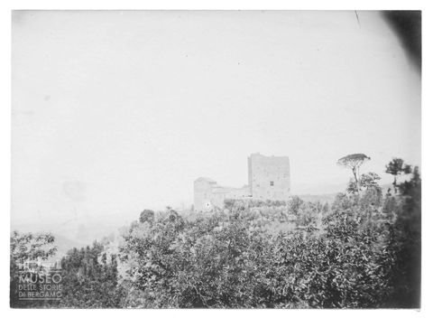 Veduta di castello dell'Aquila di Gragnola
