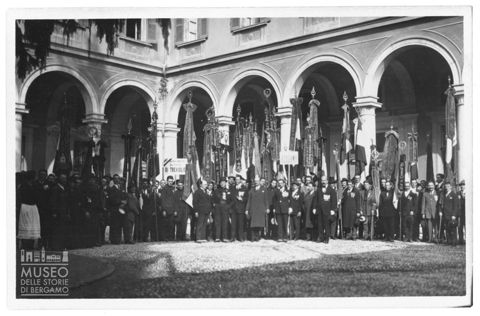 Rappresentanti delle associazioni combattenti della provincia di Bergamo