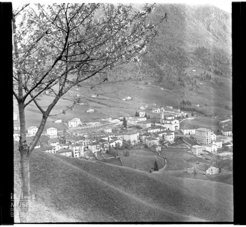Centro di Serina