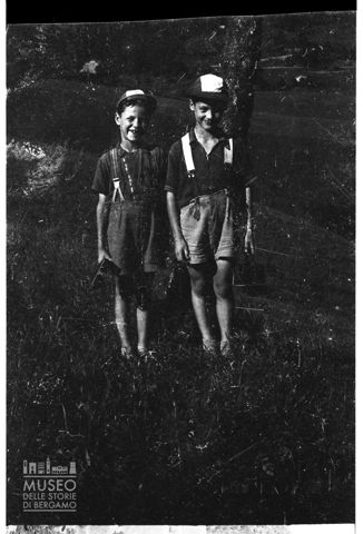 Ritratto di due bambini