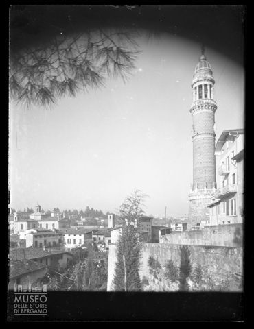 Veduta con Torre del Popolo
