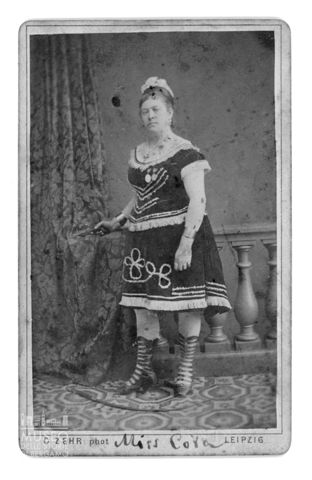Ritratto ambientato di donna