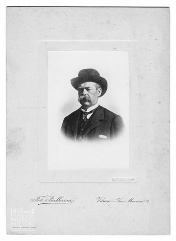 Ritratto d'uomo con cappello