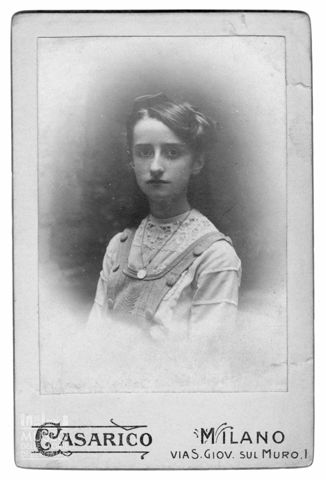 Ritratto di ragazza
