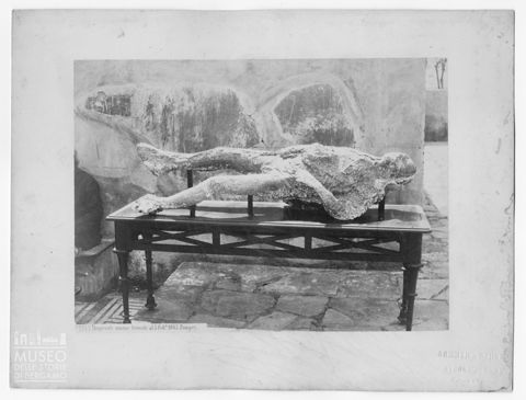 Calco in gesso delle vittime di Pompei