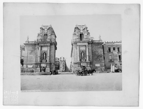 Veduta di Porta Felice a Palermo