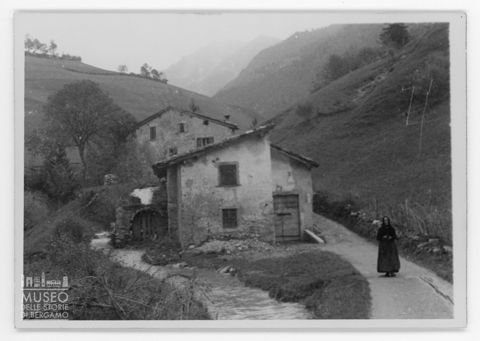 Ogna, abitazione e torrente