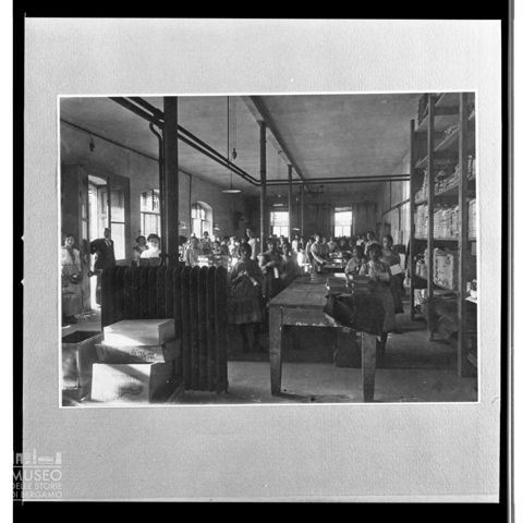 Lavoratrici della cartotecnica Rampini