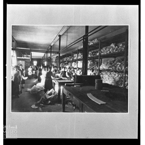 Lavoratrici della cartotecnica Rampini
