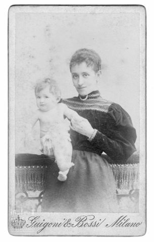 Ritratto di madre con infante