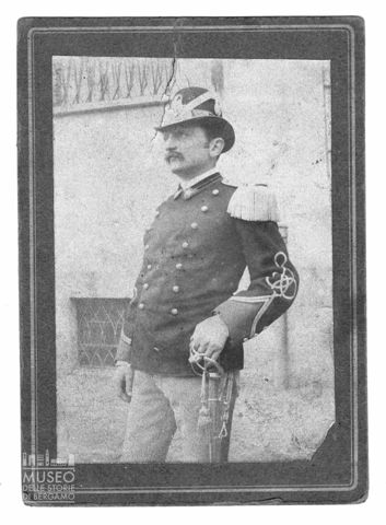 Ritratto di Aristide Isacchi in abiti militari