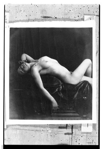 Nudo femminile