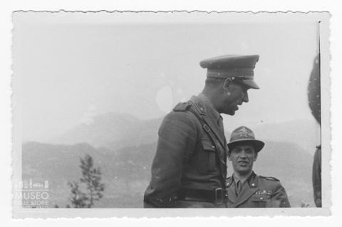 Ritratto di due militari durante il corso ufficiali in congedo di Trento
