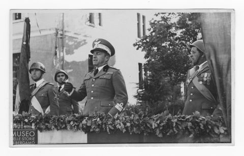 Commemorazione dei fanti durante la Festa di Reggimento