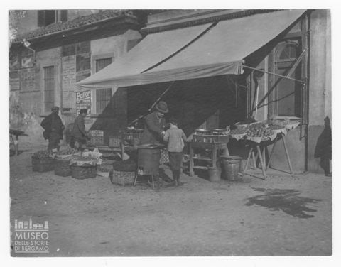 Bottega con caldarroste