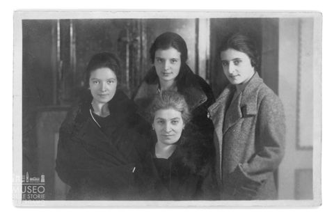 Ritratto di quattro donne