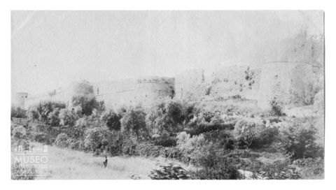 Mura e Bastioni di Magliano in Toscana