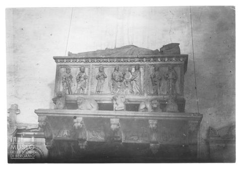 Monumento funebre a Bernabò Malaspina
