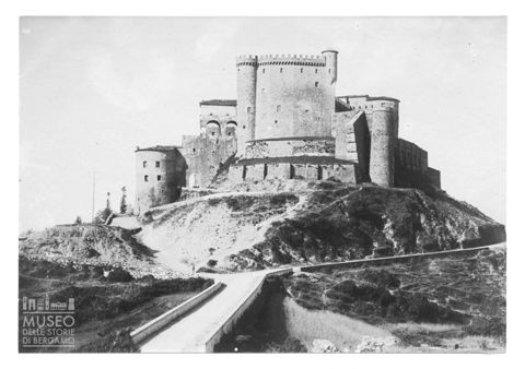 Veduta del castello Malaspina di Fosdinovo