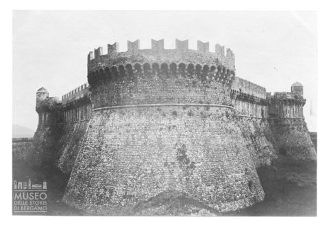 Torre del Forte di Castruccio Castracani a Sarzana