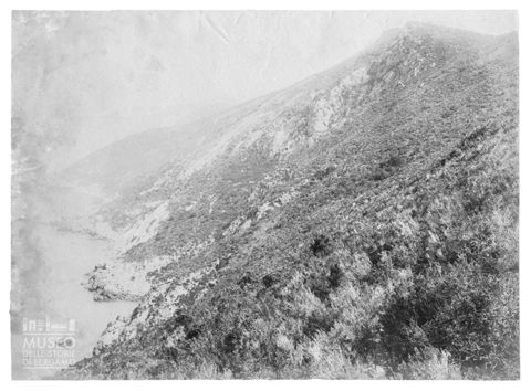 Veduta dei monti di Castel Marino e Cala di Forno