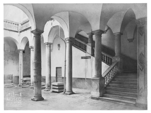 Cortile interno del Palazzo Municipale di Sarzana
