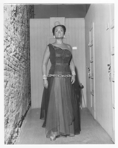 Leyla Gencer nei panni Aida