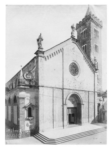 Facciata della Cattedrale di Sarzana