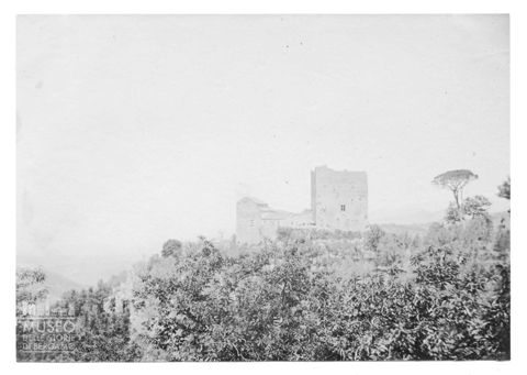 Veduta di Castello dell'Aquila di Gragnola