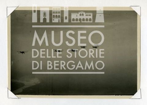 Fiat BR - Biplano da bombardamento (formazione in volo)