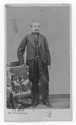 Ritratto maschile a figura intera