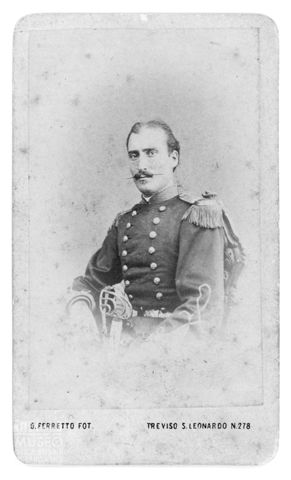 Ritratto di Nicola Gallisi in uniforme