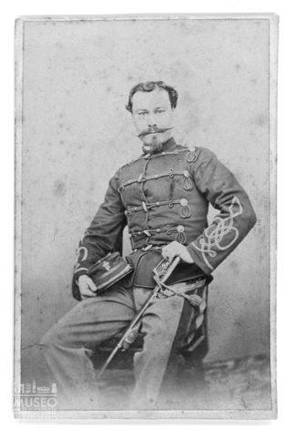 Ritratto di Stef Scozenszkij in uniforme