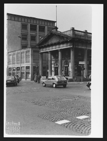 Sedi Agenzia Viaggi Lorandi, Largo Porta Nuova