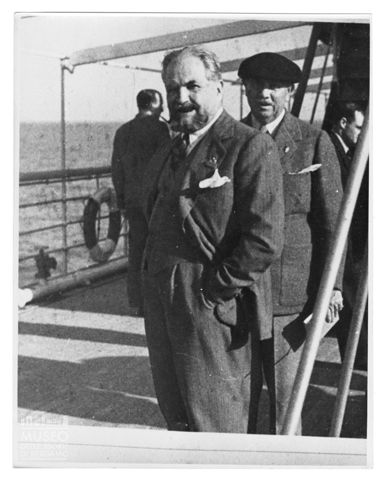 Attilio Teruzzi a bordo del Victoria