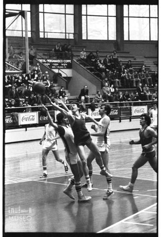 Partita di pallacanestro della squadra Ceriez
