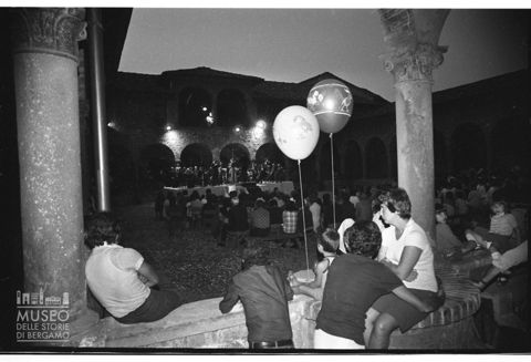 Concerto nel chiostro di San Francesco a Bergamo