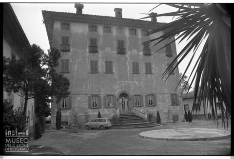 Trescore, vedute di Villa Terzi al Cantòn