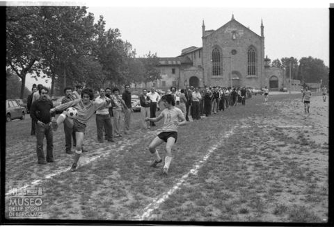 Calcio partita bar Città Alta