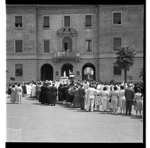 Madonna di Fatima - Il passaggio agli Ospedali Riuniti