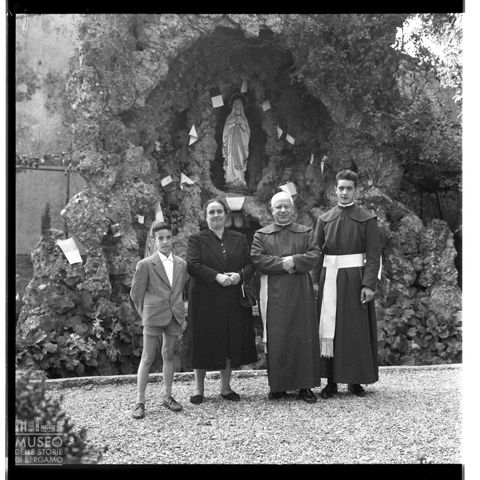 Istituto Padre Monti - Ritratto di gruppo