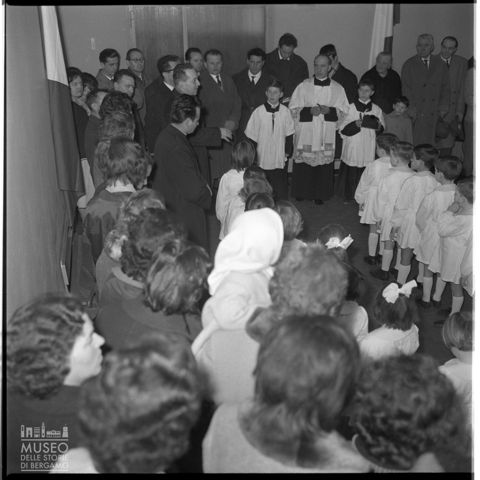 Inaugurazione di una scuola materna