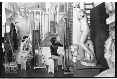 Studentesse dell'Accademia di belle arti G. Carrara