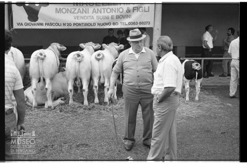 Conversazione alla fiera di Sant'Alessandro
