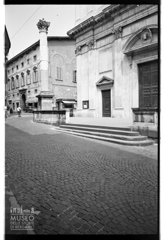 Scorcio della Basilica di Sant'Alessandro in Colonna