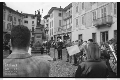 Banda musicale in piazza Zignoni a San Giovanni Bianco