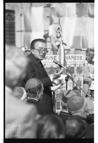 Giulio Andreotti in occasione dell'inaugurazione del Monumento a Paolo VI di Floriano Bodini