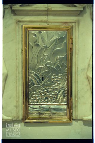 Sportello di tabernacolo di Floriano Bodini per il Santuario della Santa Casa di Loreto