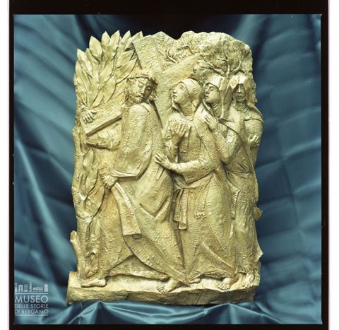 Stazione della Via Crucis di Elia Ajolfi raffigurante Gesù Cristo consola le pie donne di Gerusalemme