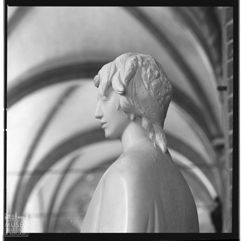 Particolare della scultura 